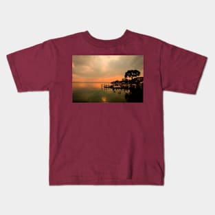 Super Silhouetted Sirmione sunset Kids T-Shirt